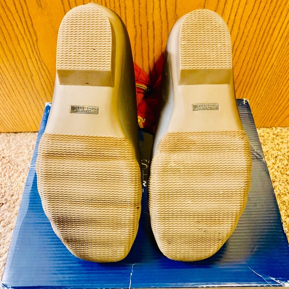 SOLD🤑 EUC Sperry Saltwater Red Quilted Duckboot - Picture 3 of 4